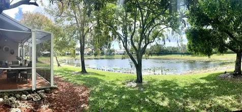 10614 Lake Shore Drive Wellington FL 33414