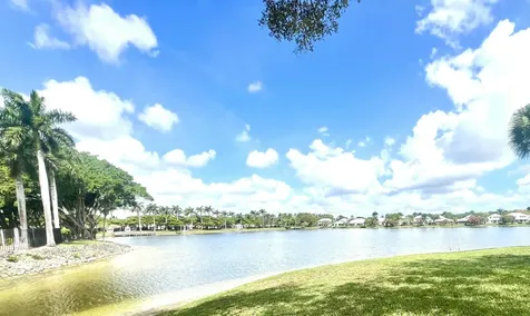 10614 Lake Shore Drive Wellington FL 33414