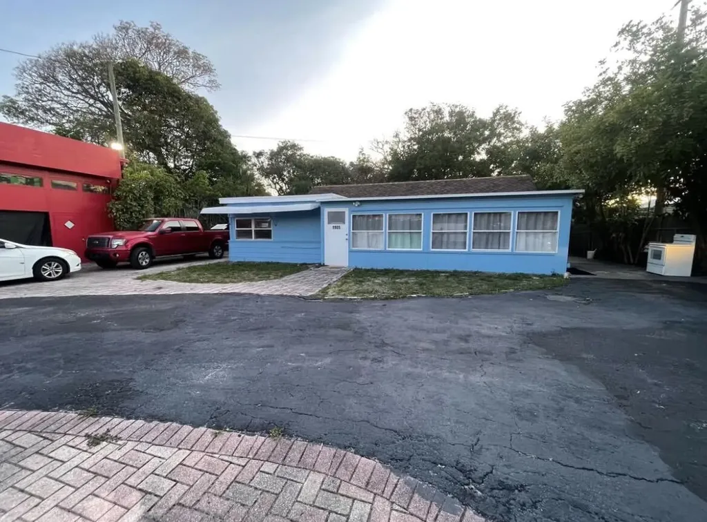 1905 Florida Street Lake Worth Beach FL 33460