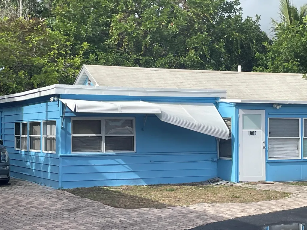 1905 Florida Street Lake Worth Beach FL 33460