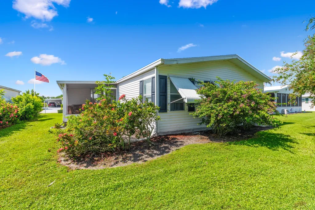 3320 Ironwood Avenue Port St Lucie FL 34952