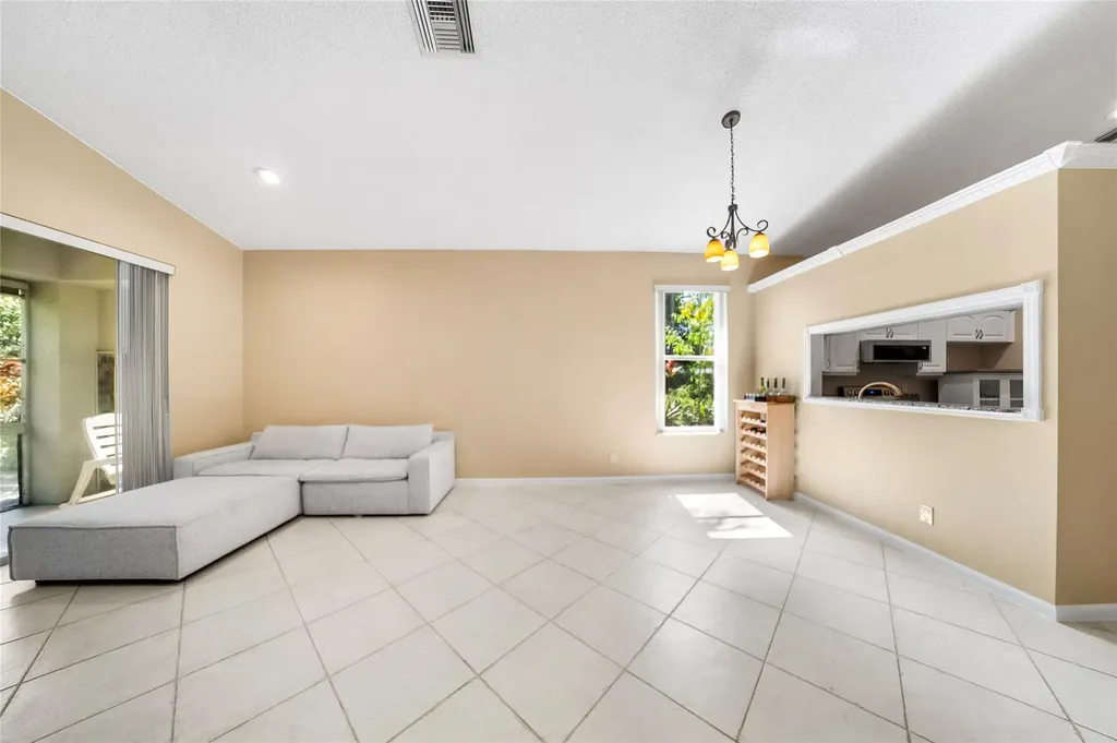 5021 S La Sedona Circle Delray Beach FL 33484