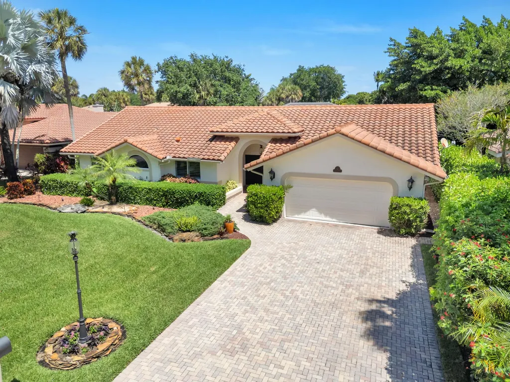 2751 Oak Tree Lane Fort Lauderdale FL 33309