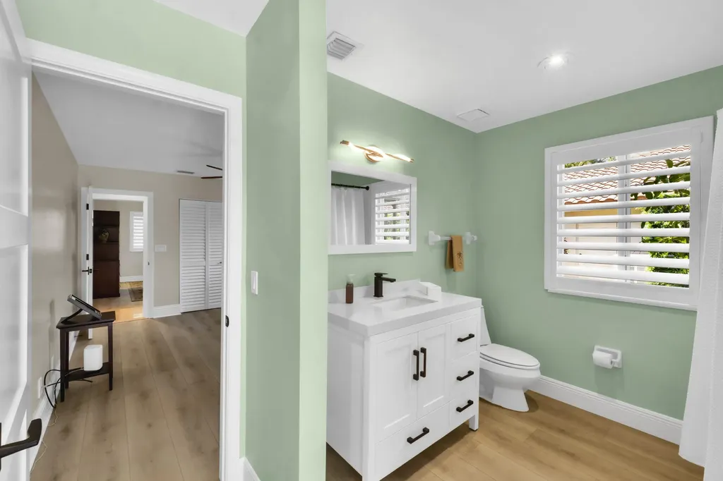 2751 Oak Tree Lane Fort Lauderdale FL 33309