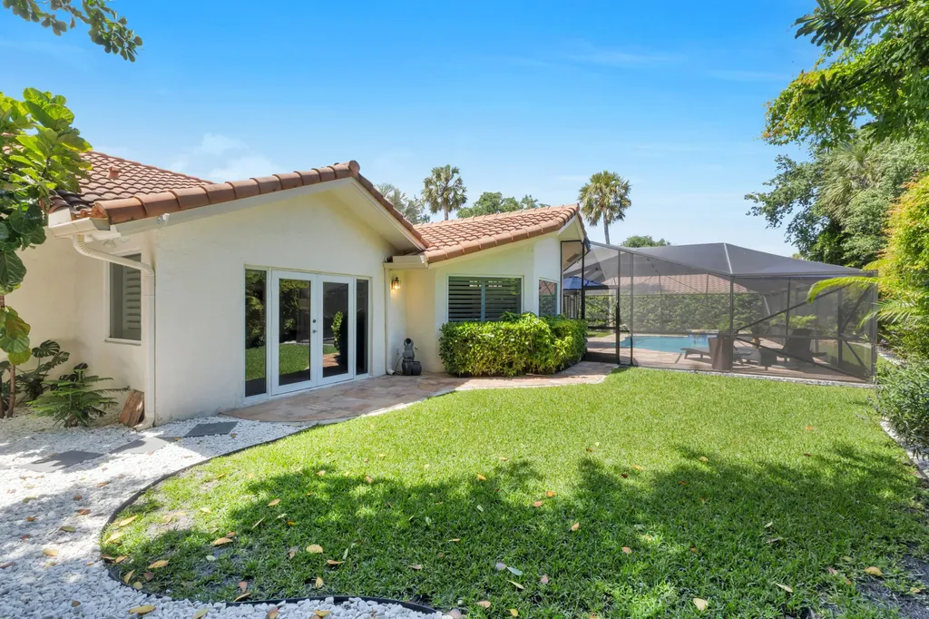 2751 Oak Tree Lane Fort Lauderdale FL 33309