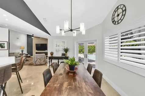 2751 Oak Tree Lane Fort Lauderdale FL 33309