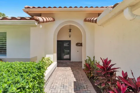 2751 Oak Tree Lane Fort Lauderdale FL 33309