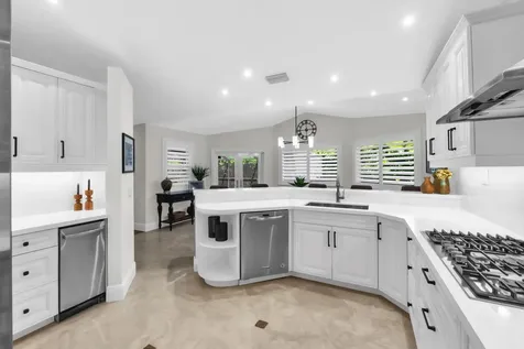 2751 Oak Tree Lane Fort Lauderdale FL 33309