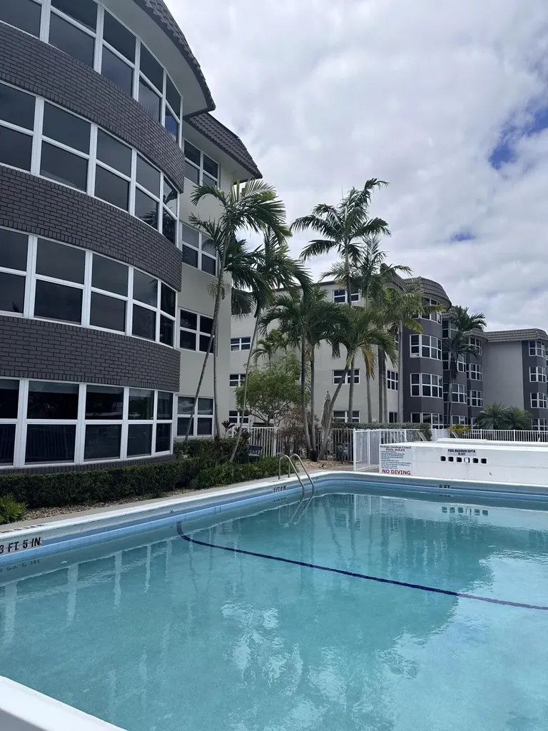 3121 NE 51st Street Fort Lauderdale FL 33308