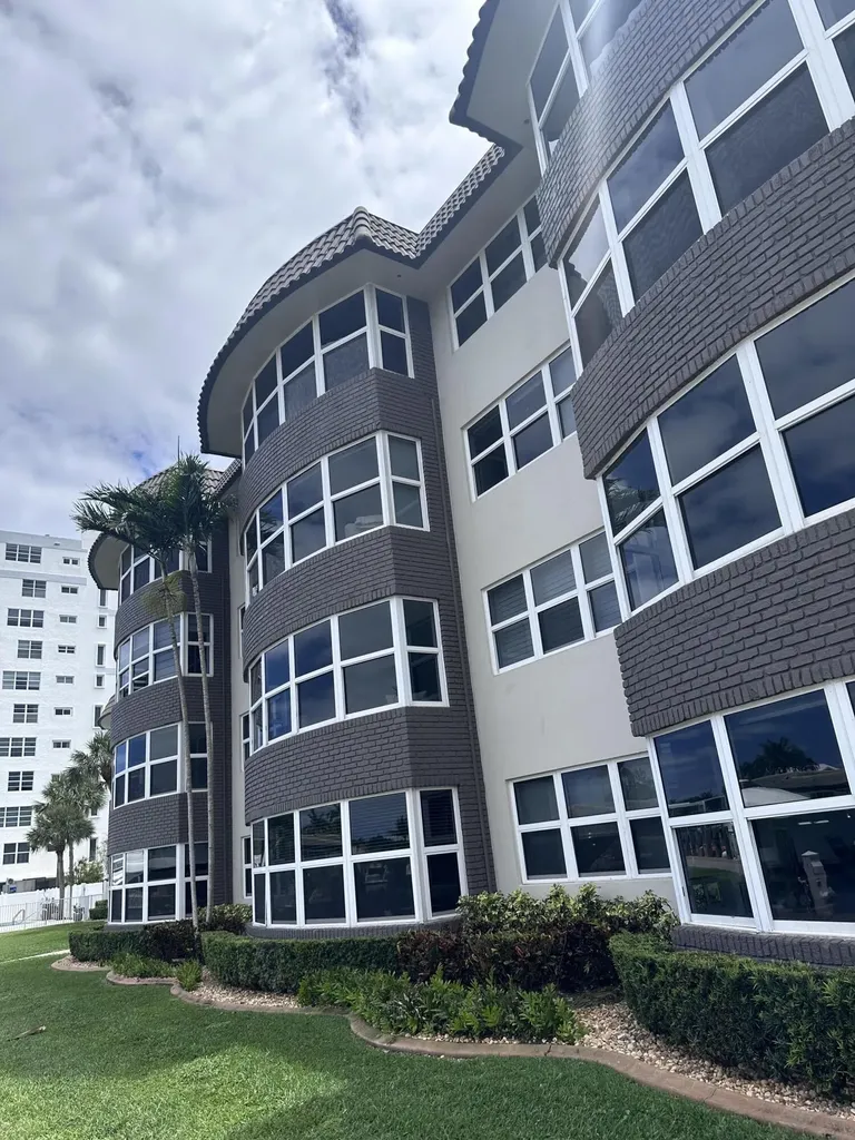 3121 NE 51st Street Fort Lauderdale FL 33308