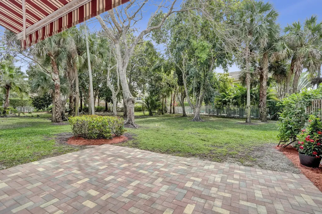 12648 NW 8th Court Coral Springs FL 33071