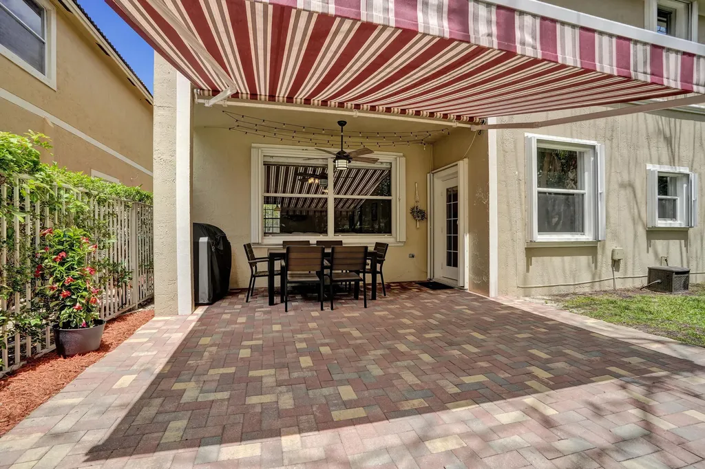 12648 NW 8th Court Coral Springs FL 33071