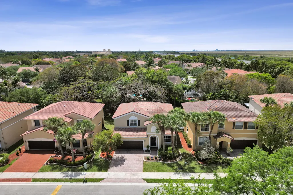 12648 NW 8th Court Coral Springs FL 33071