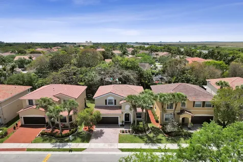 12648 NW 8th Court Coral Springs FL 33071
