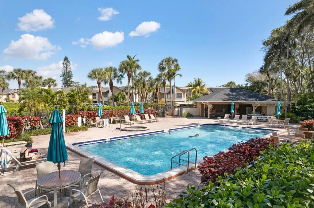 6079 Glendale Drive Boca Raton FL 33433