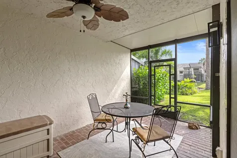 6079 Glendale Drive Boca Raton FL 33433