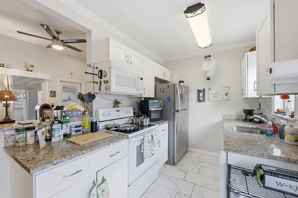 516 SW 15th Street Fort Lauderdale FL 33315
