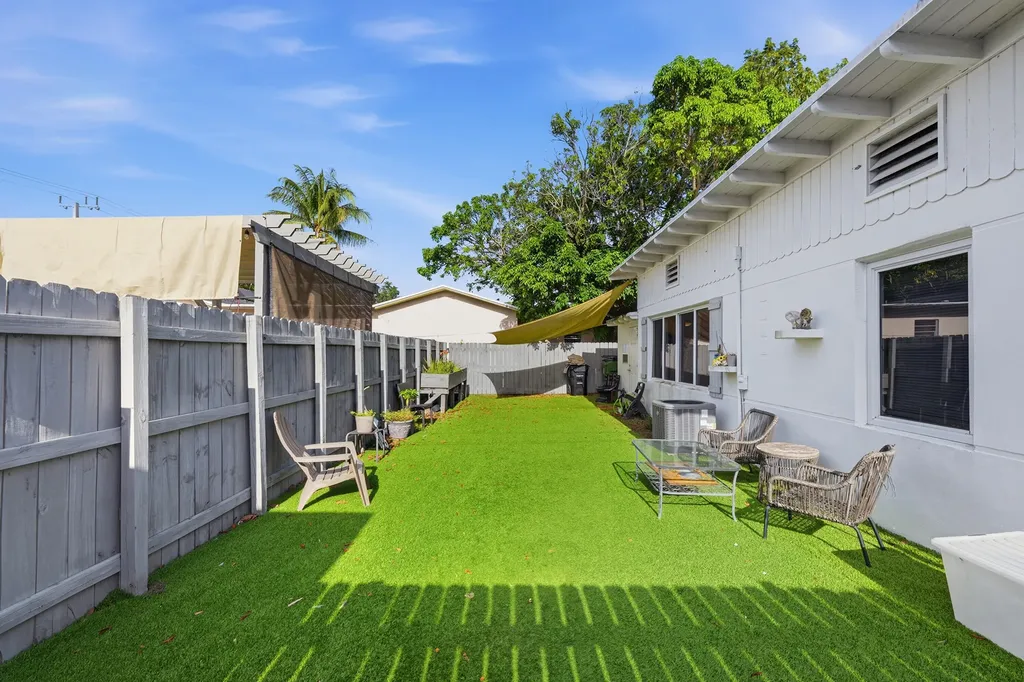 516 SW 15th Street Fort Lauderdale FL 33315