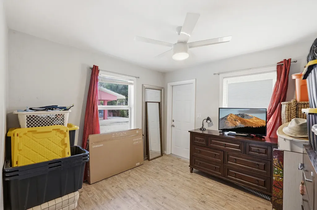 516 SW 15th Street Fort Lauderdale FL 33315