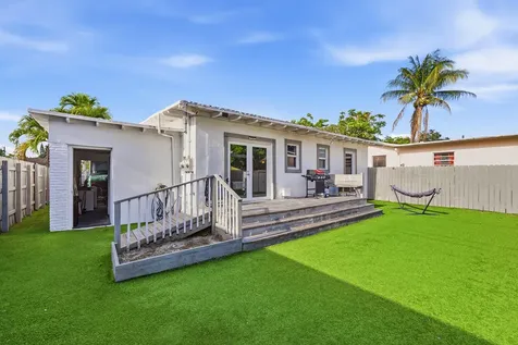 516 SW 15th Street Fort Lauderdale FL 33315