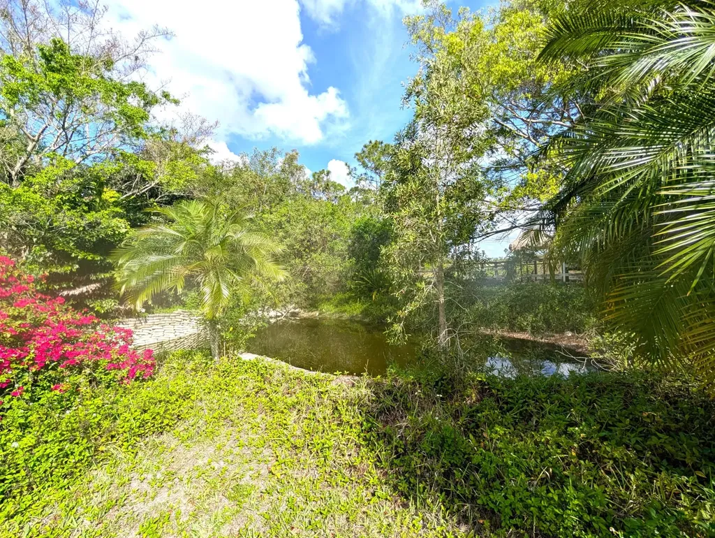 17681 93rd Road N Loxahatchee FL 33470