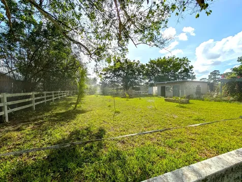 17681 93rd Road N Loxahatchee FL 33470