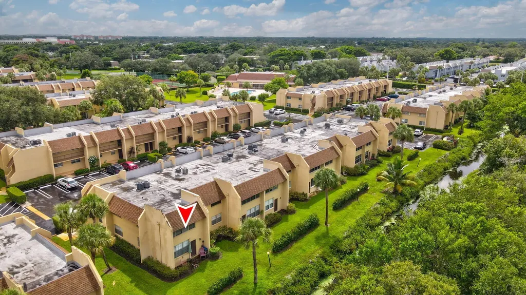 2825 SW 22nd Avenue Delray Beach FL 33445