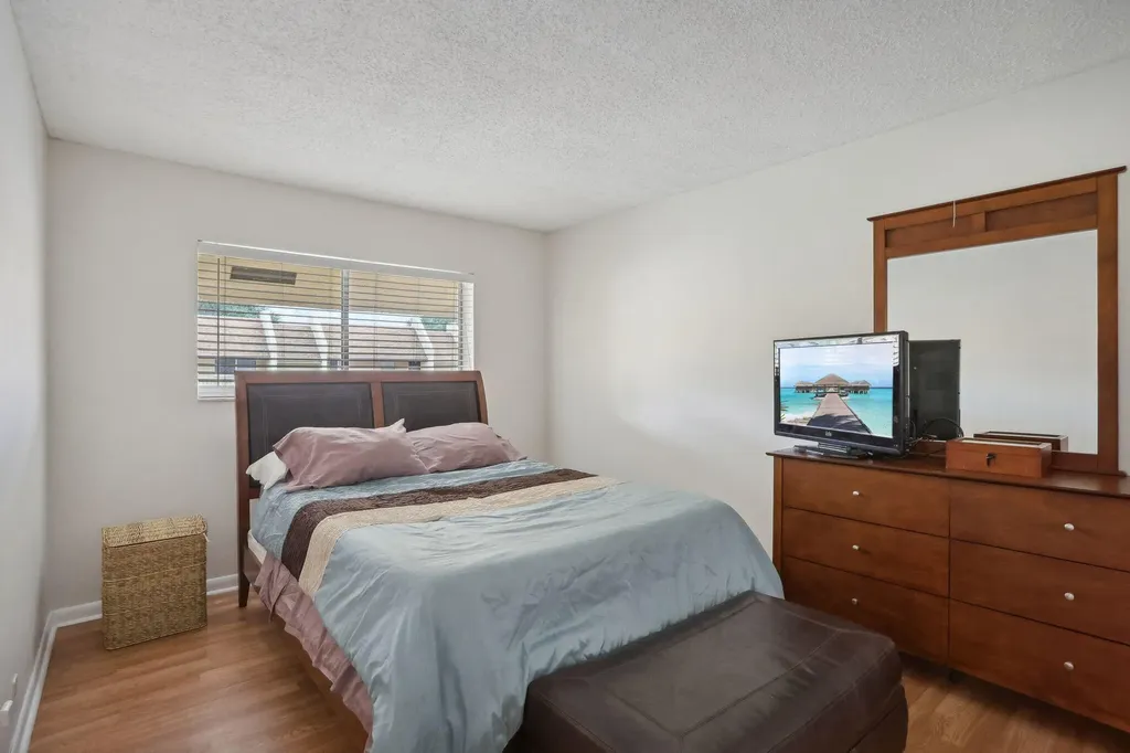 2825 SW 22nd Avenue Delray Beach FL 33445