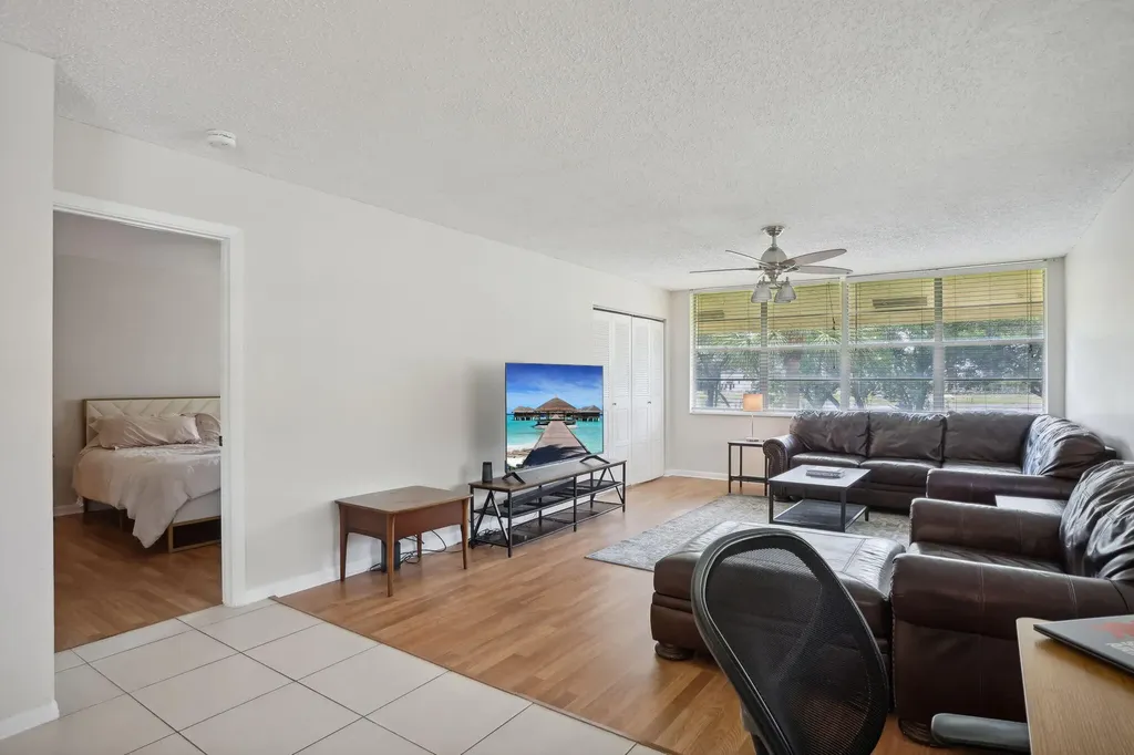 2825 SW 22nd Avenue Delray Beach FL 33445