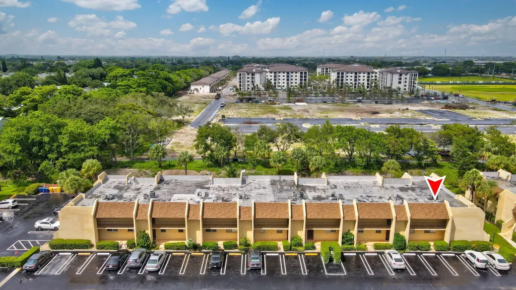 2825 SW 22nd Avenue Delray Beach FL 33445