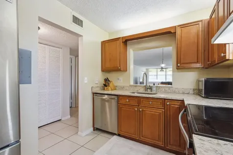 2825 SW 22nd Avenue Delray Beach FL 33445