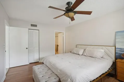 2825 SW 22nd Avenue Delray Beach FL 33445