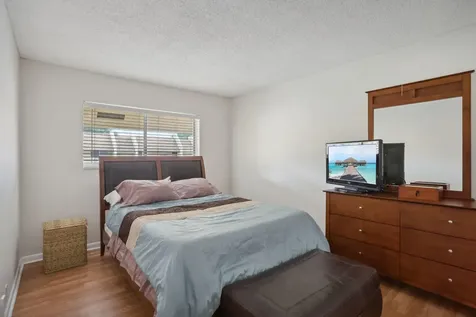 2825 SW 22nd Avenue Delray Beach FL 33445
