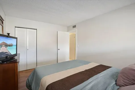 2825 SW 22nd Avenue Delray Beach FL 33445
