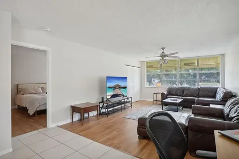 2825 SW 22nd Avenue Delray Beach FL 33445