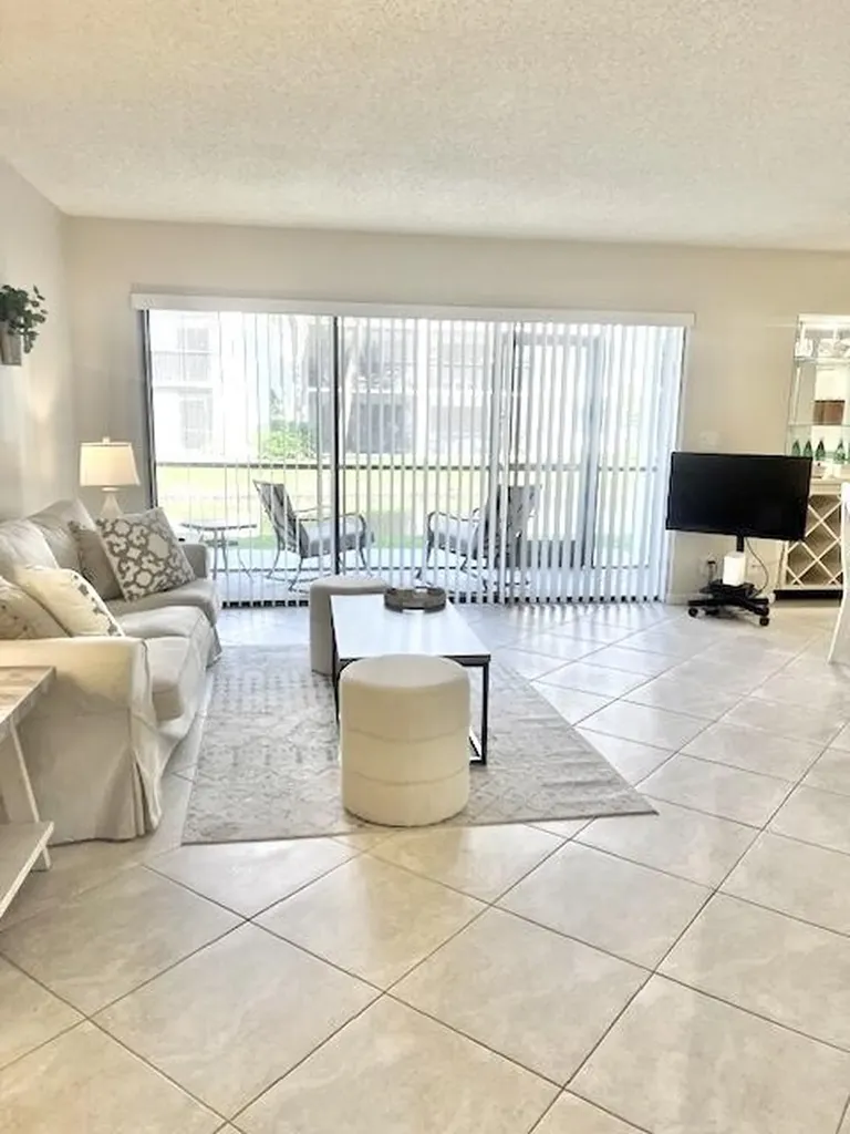 1605 S Us Highway 1 Jupiter FL 33477