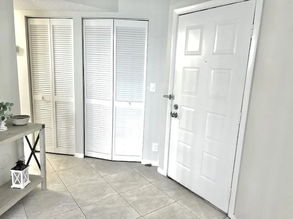 1605 S Us Highway 1 Jupiter FL 33477