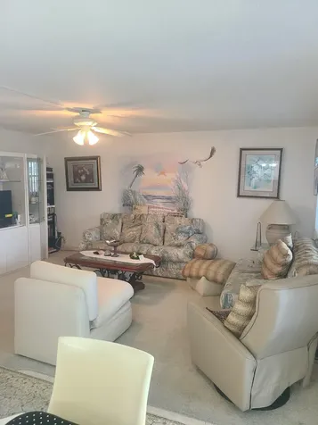 257 Brittany F Delray Beach FL 33446