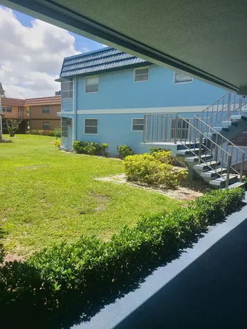 257 Brittany F Delray Beach FL 33446