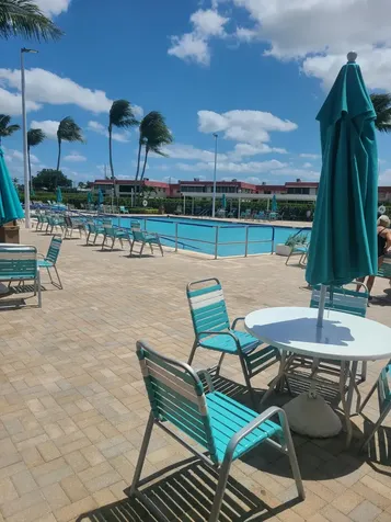 257 Brittany F Delray Beach FL 33446