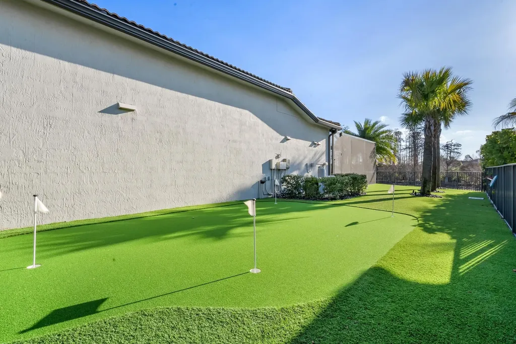 137 Cinder Dunes Point Jupiter FL 33478
