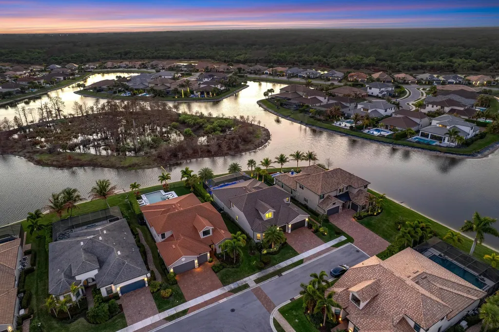 137 Cinder Dunes Point Jupiter FL 33478