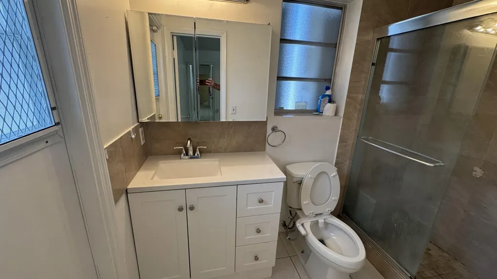 5401 W Park Road Hollywood FL 33021