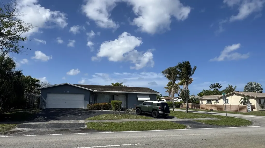 5401 W Park Road Hollywood FL 33021