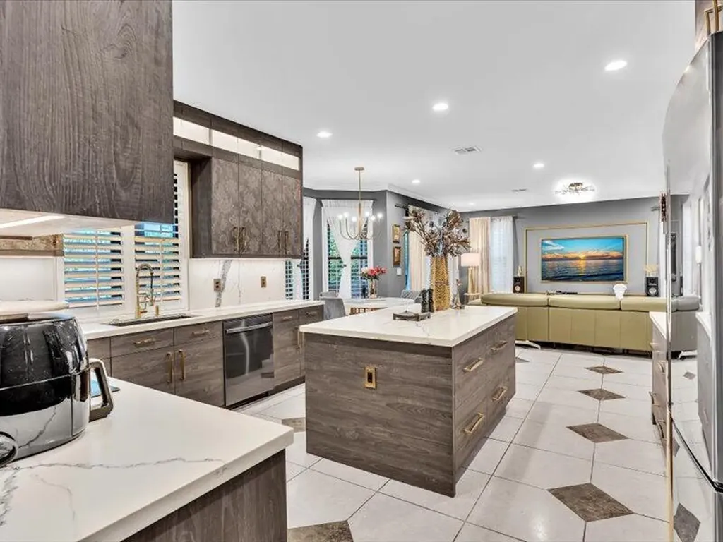 11737 Preservation Lane Boca Raton FL 33498