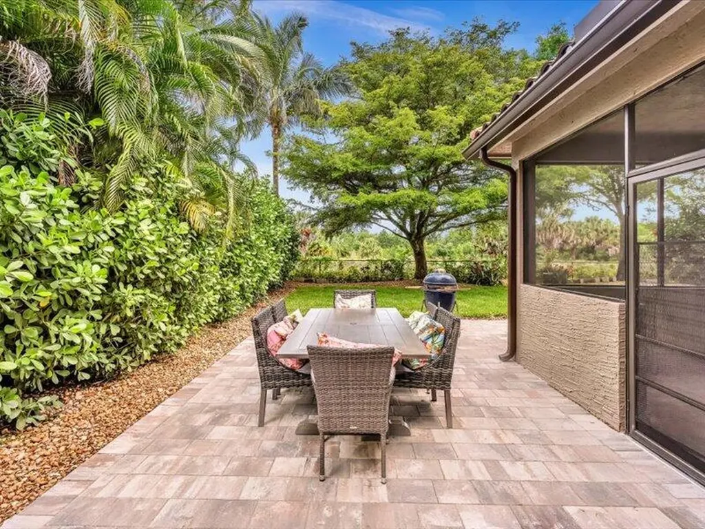 11737 Preservation Lane Boca Raton FL 33498