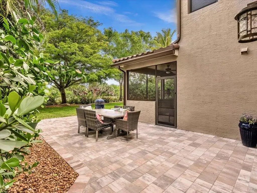 11737 Preservation Lane Boca Raton FL 33498