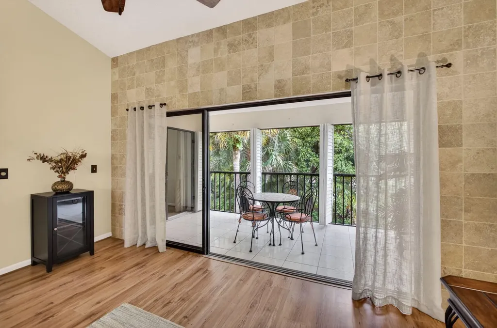 1103 Duncan Circle Palm Beach Gardens FL 33418