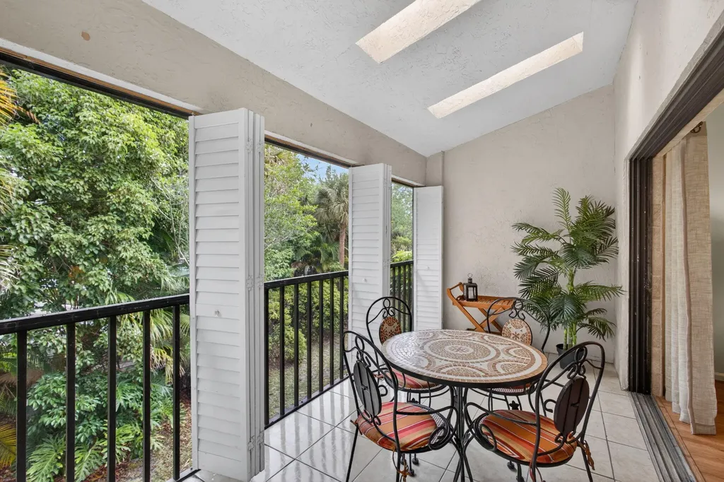 1103 Duncan Circle Palm Beach Gardens FL 33418