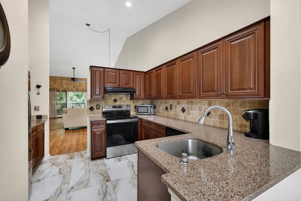 1103 Duncan Circle Palm Beach Gardens FL 33418